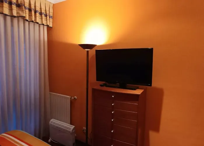 Hogar, A Modo De Хіхон