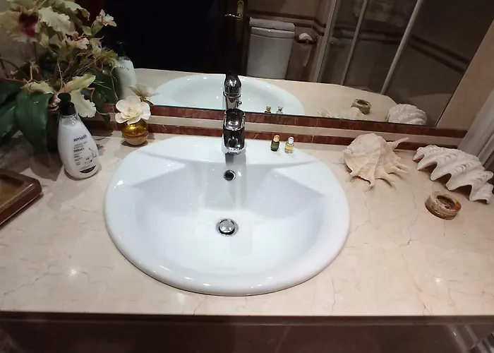 Hogar, A Modo De * Хіхон